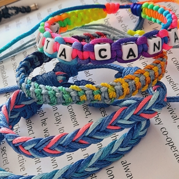 Set Of 4 Braided Multicolor Bracelets - Picture 2 of 5